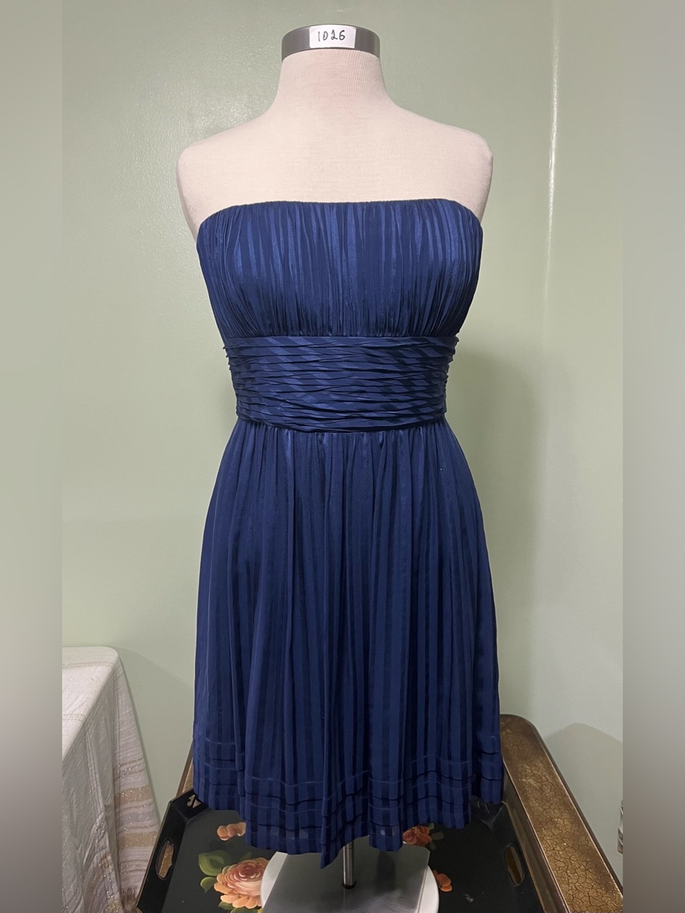 BCBG Max Azria Women’s 100% Silk Strapless Cocktail Dress Pleated Ink Blue Sz 12 - Picture 4 of 15